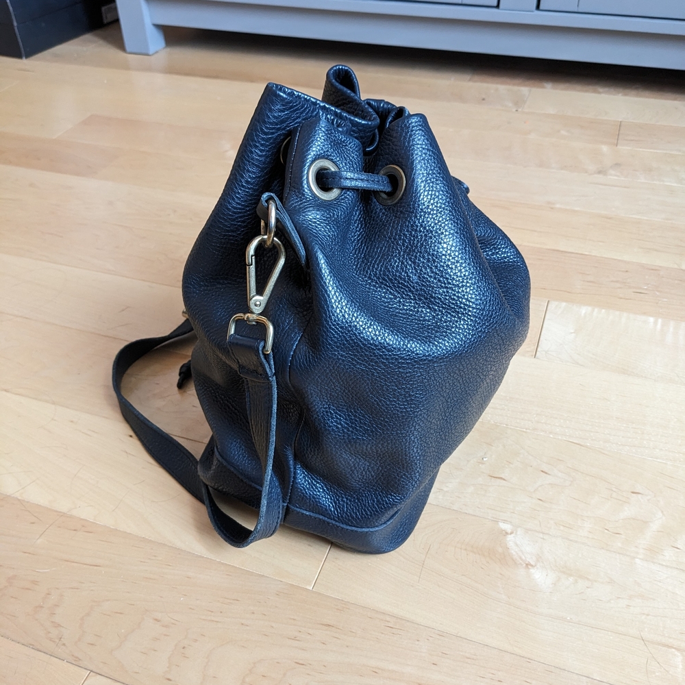 Roots Blue Leather Bucket Bag